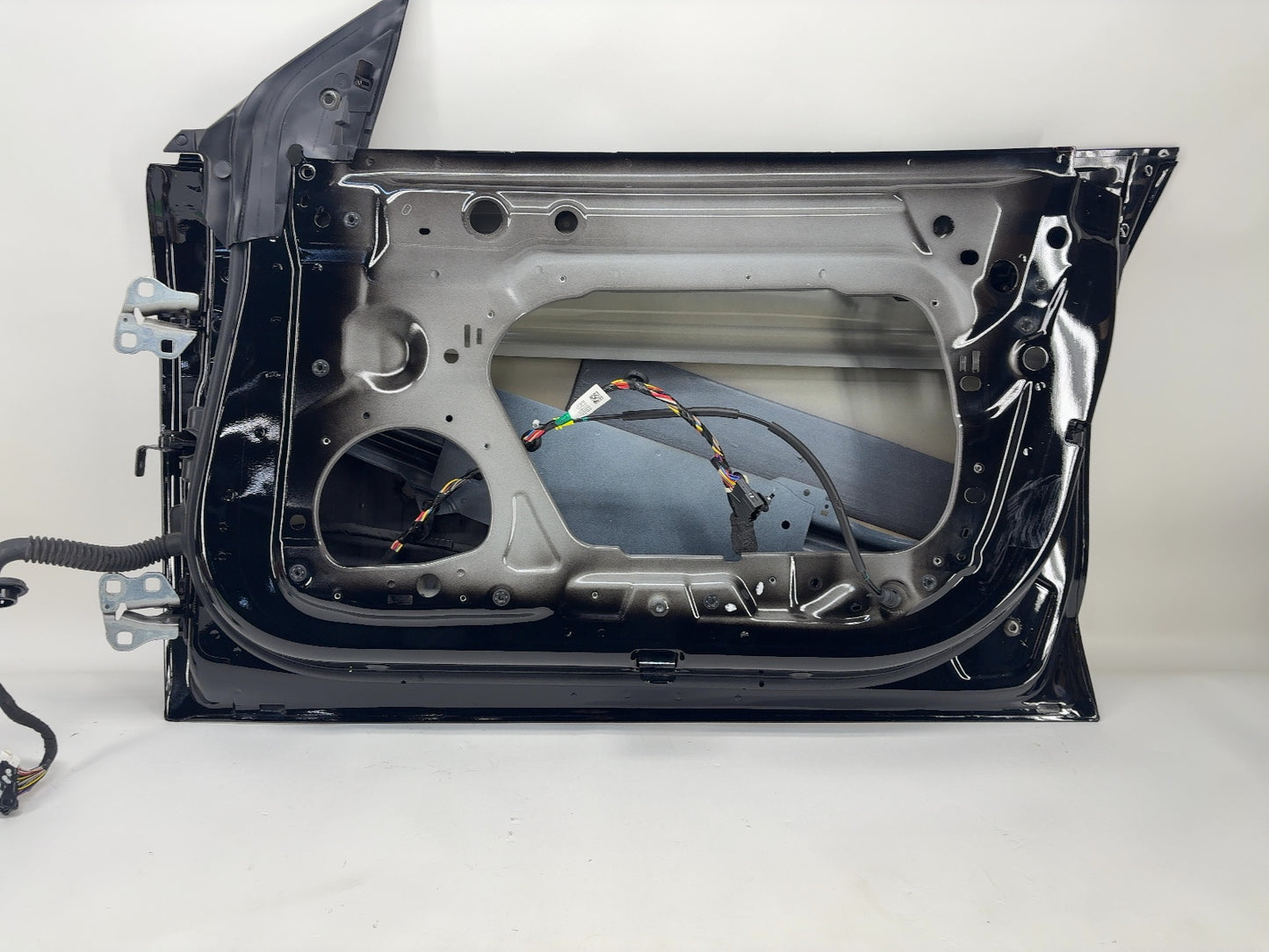 2024-2025 Tesla Model 3 Highland Front Right Door Shell 1751846-E0-A