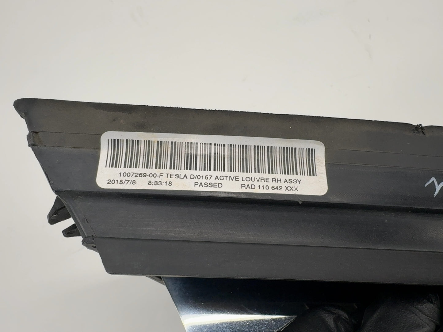 2015 Tesla Model S Active Louvre Right 1007269-00-F