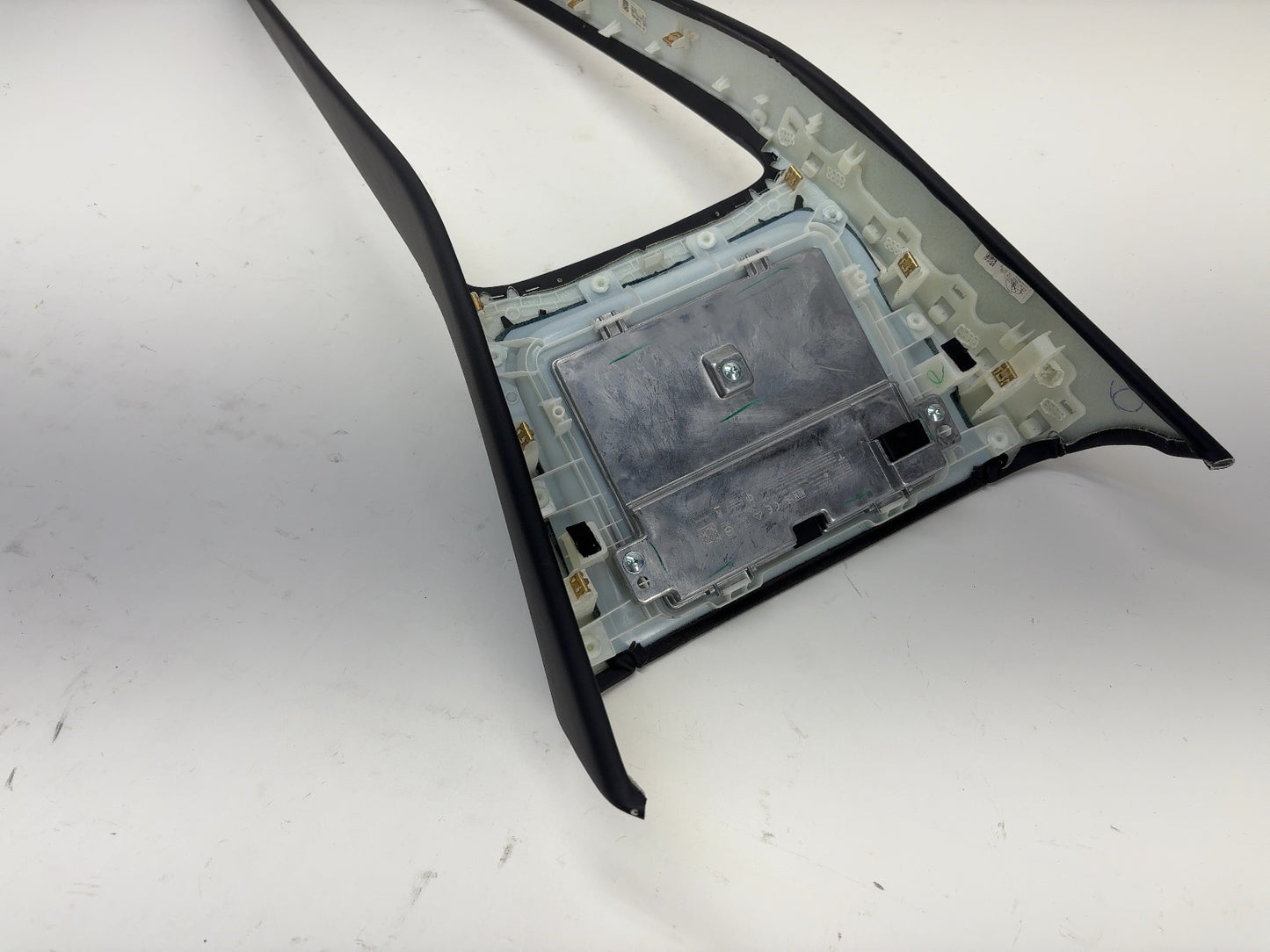 2022-2025 Tesla Model Y Center Console 2.0 Trim 1755541-00-B