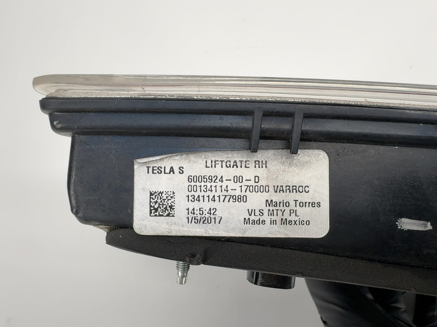2016-2017 Tesla Model S Liftgate Tail Lamp Right 6005924-00-D