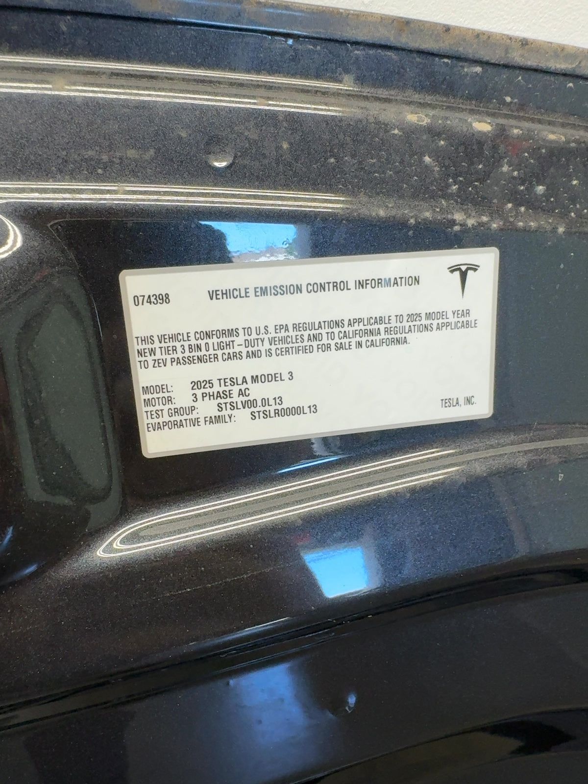 2025 Tesla Model 3 Highland Hood 1714047-E0-G