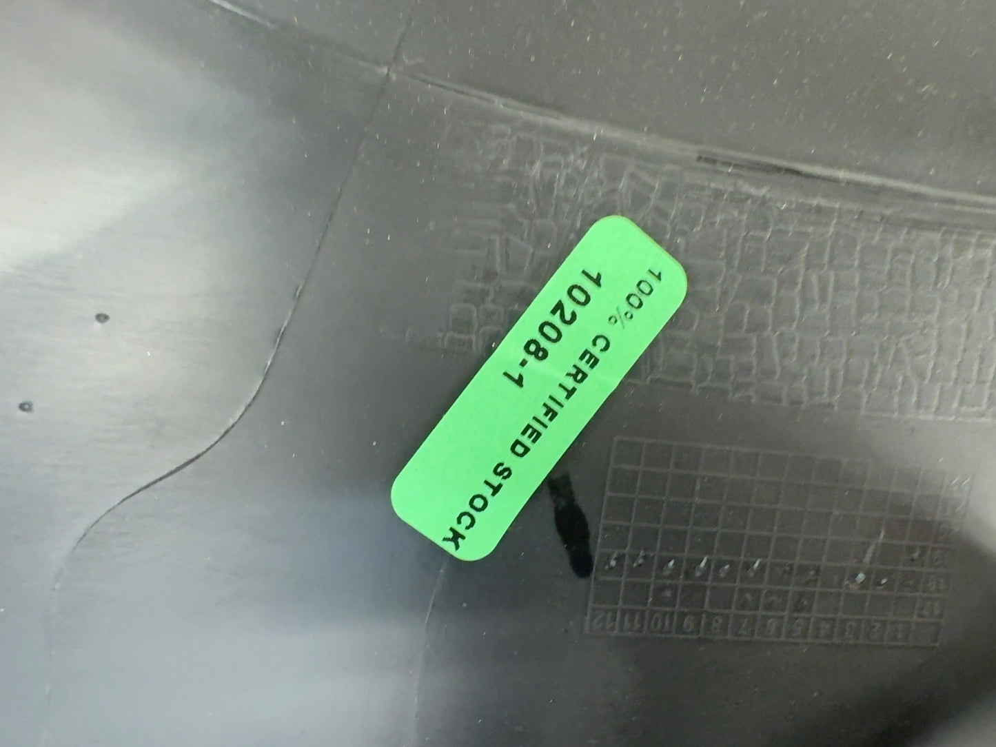 2018-2023 Tesla Model 3 Front Right Passenger Seat Trim With Buttons 1098349-00-C