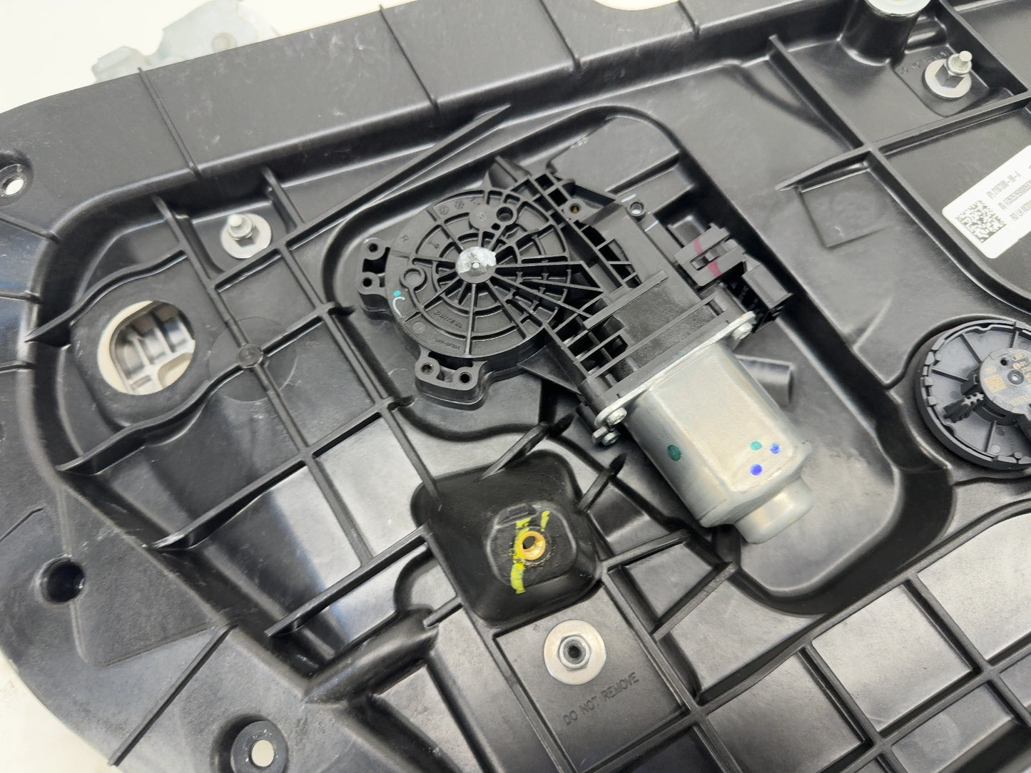 2025 Tesla Model 3 Highland Rear Left Door Window Regulator 2187300-99-A