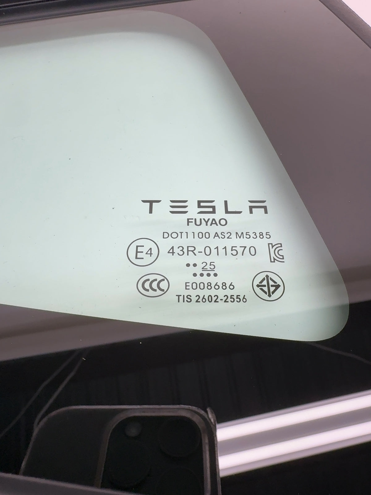 2025-2026 Tesla Model 3 Highland Right Quarter Glass 1915484-20-C