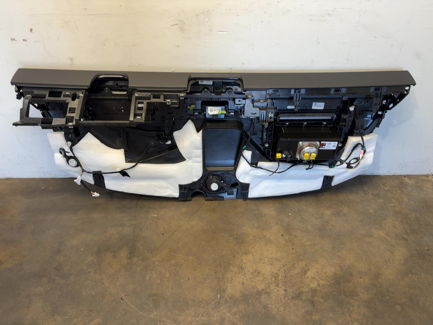 2024-2025 Tesla Model 3 Highland Dash Instrument Panel With Airbag 1774464-25-F