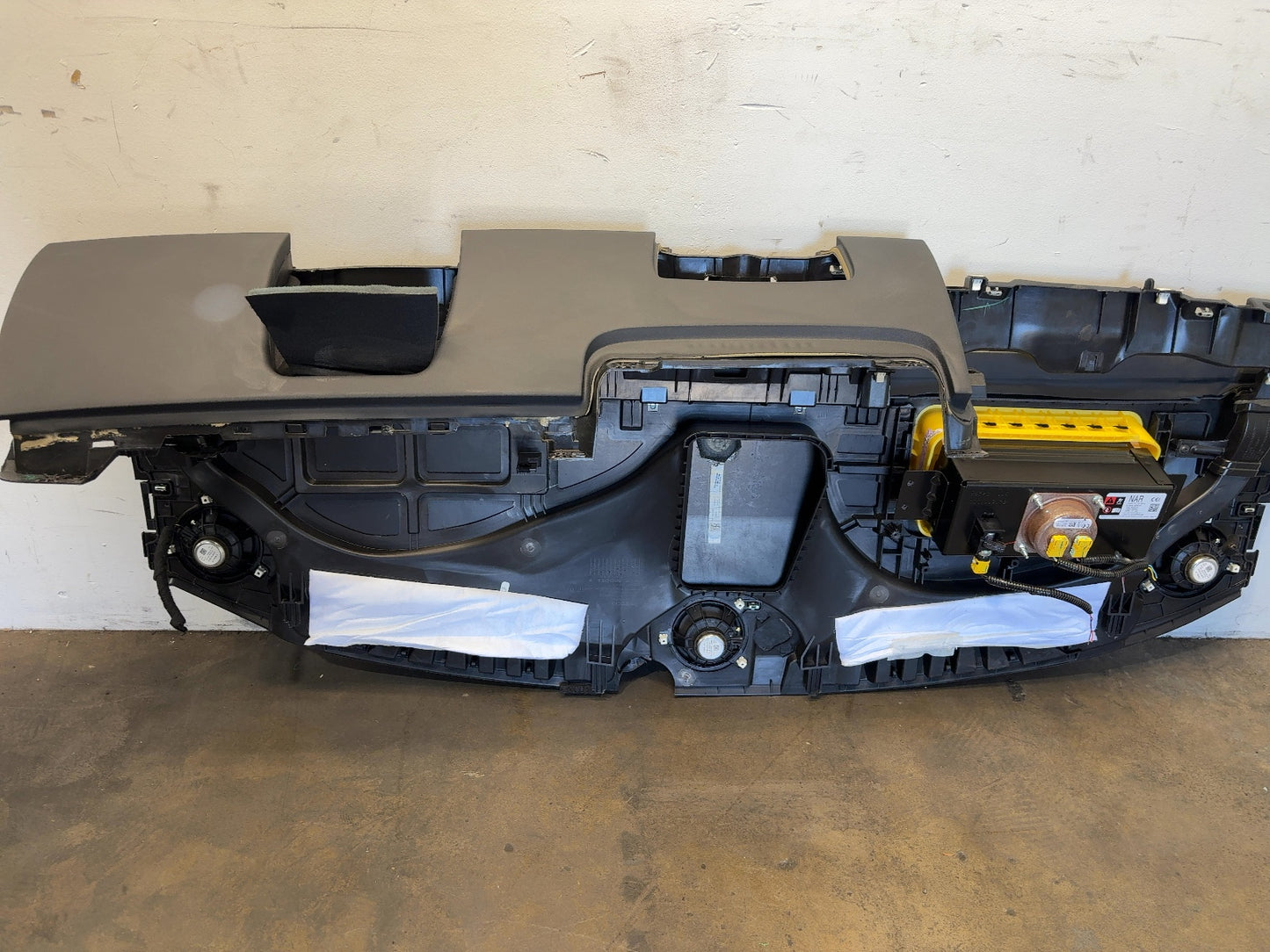 2020-2025 Tesla Model Y Dash Panel With Airbag 1077823-00-G