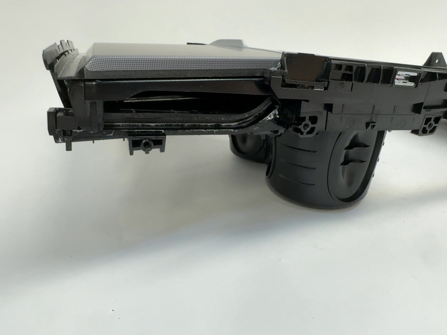 2026 Tesla Model Y Juniper Sliding Bin Assembly 1966745-50-I