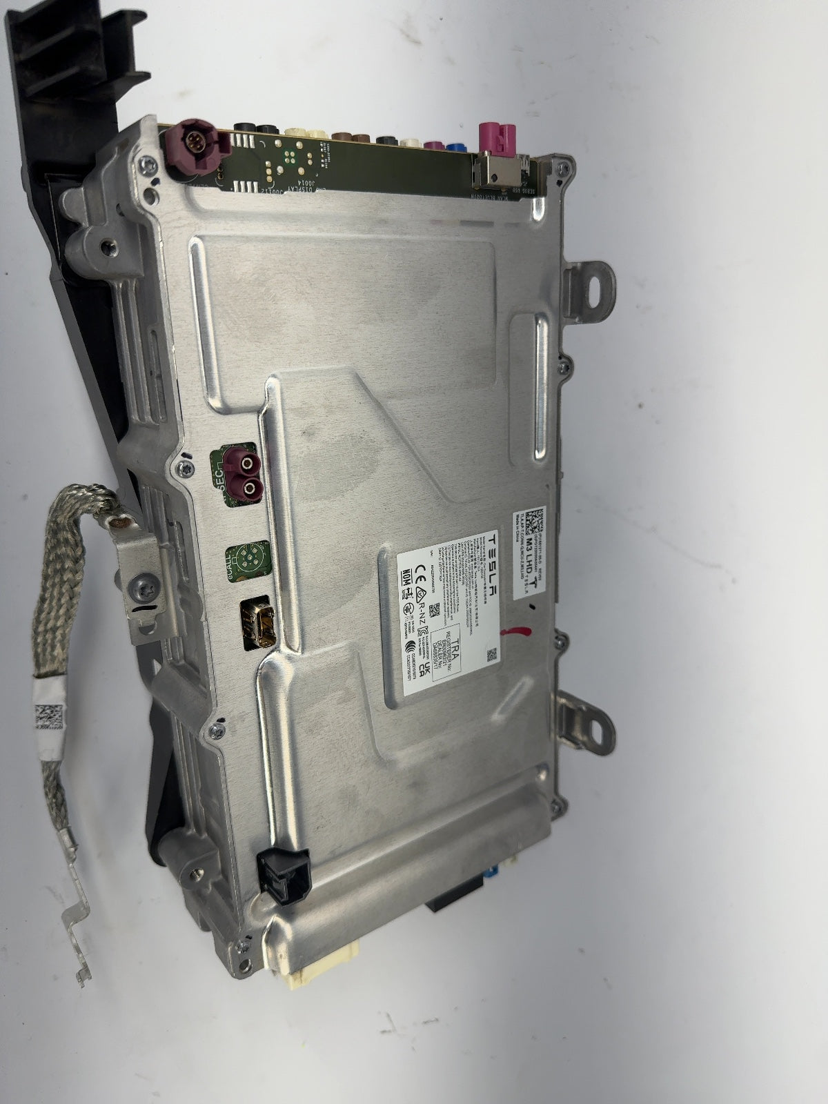 2022 Tesla Model 3 Car Computer With Security Module 1681271-00-D