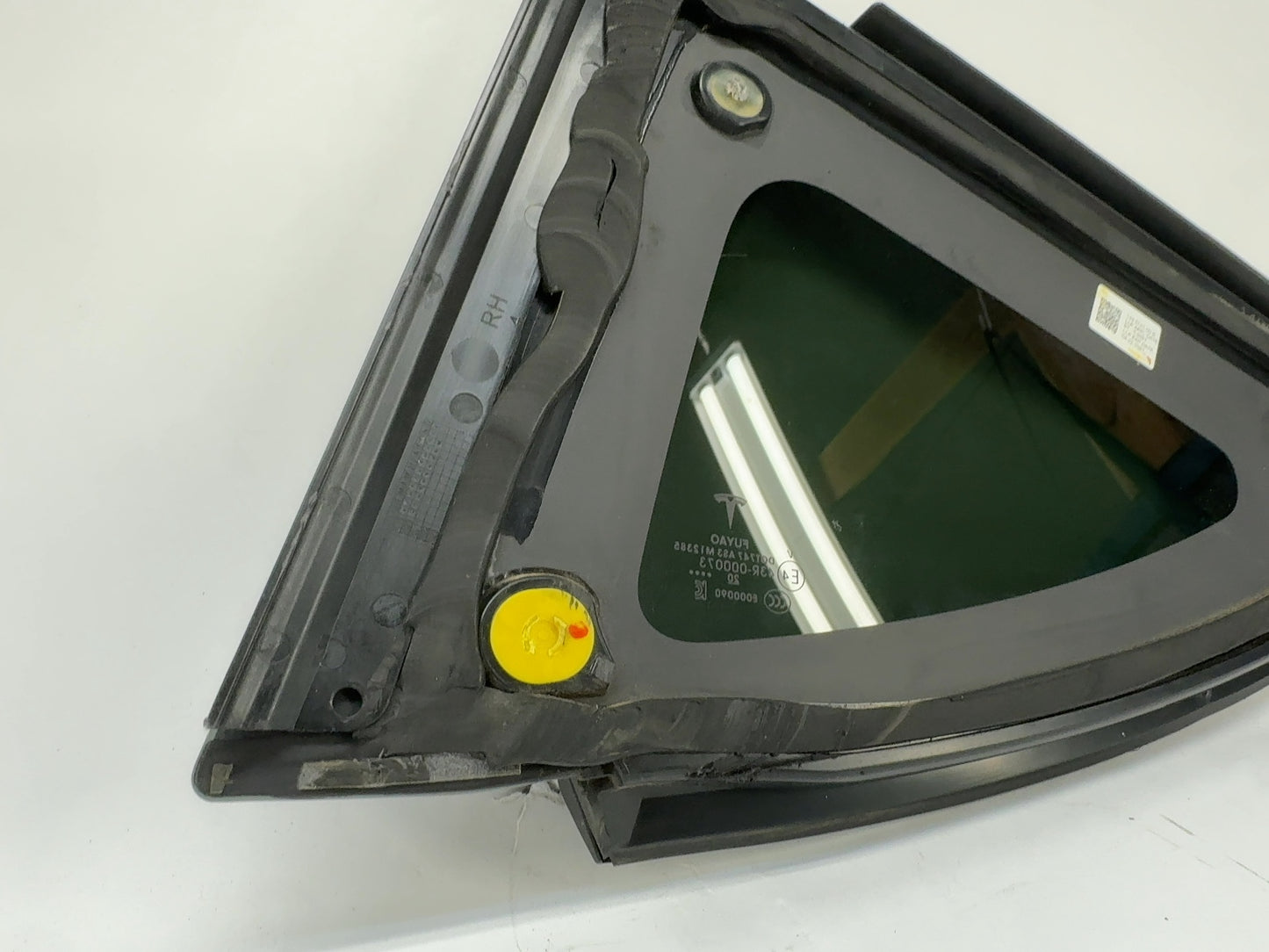 2021-2023 Tesla Model Y Right Quarter Glass 1495741-00-E