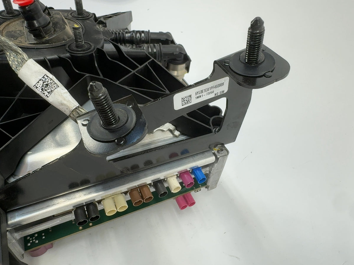 2022-2023 Tesla Model 3 Car Computer With Security Module 1681271-00-G