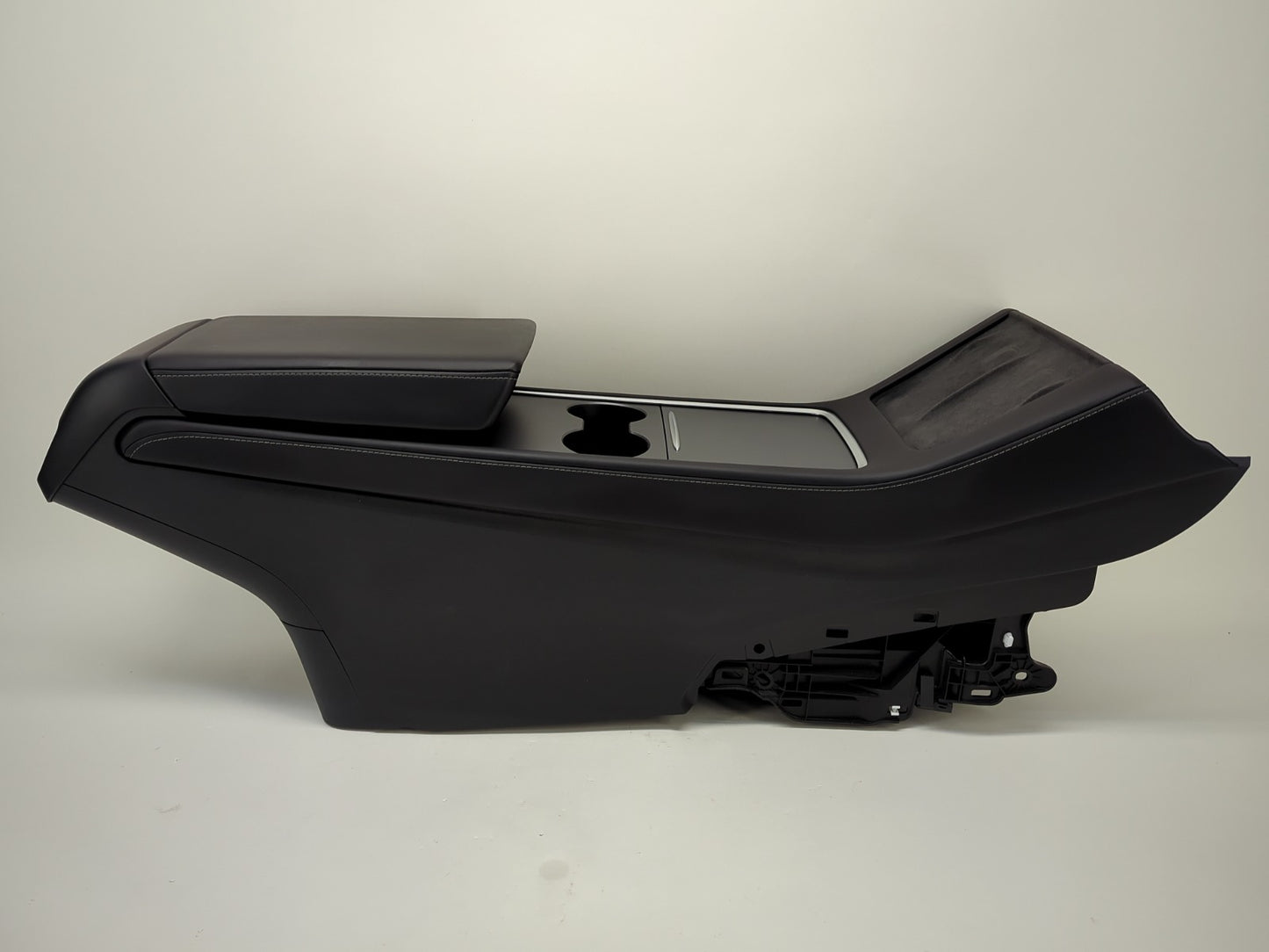 2022-2023 Tesla Model 3 Center Console 2.0 1755503-70-C