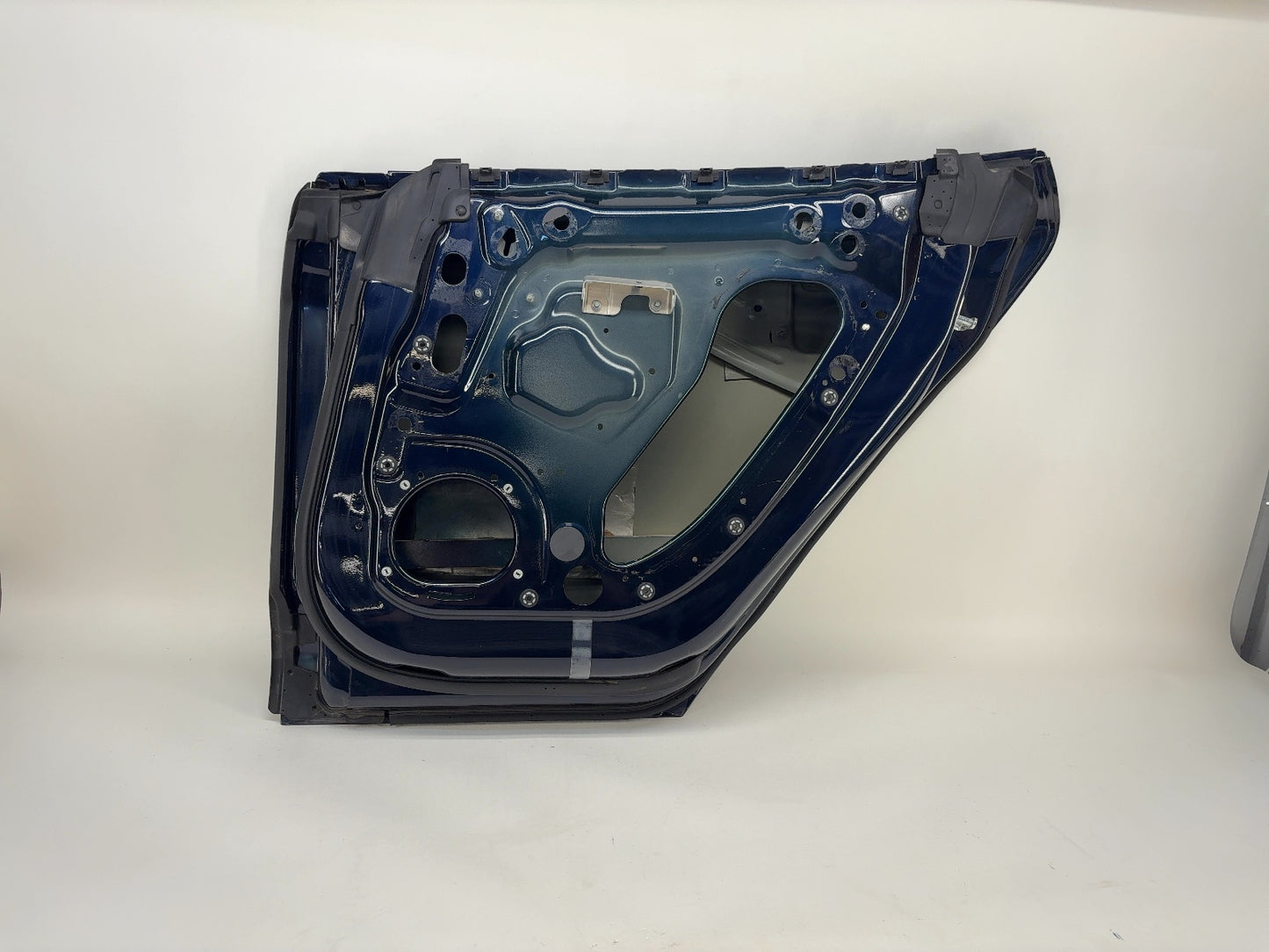 2014 Tesla Model S Rear Right Door Shell 6006566-E0-H
