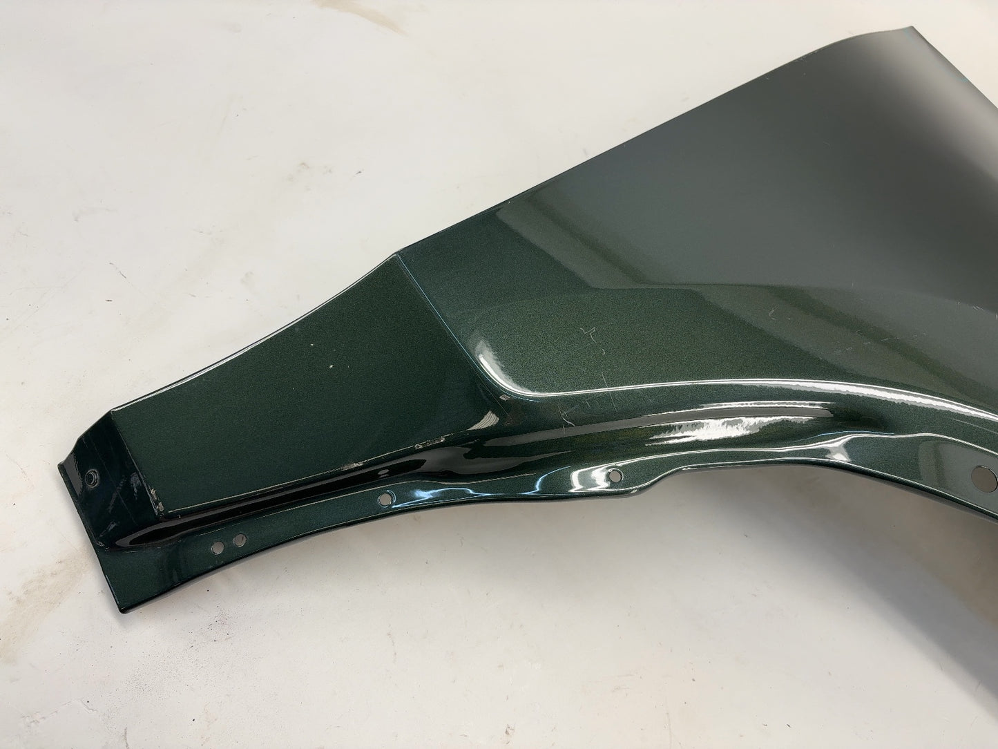 2023-2024 Rivian R1T Right Fender PT01013179-A
