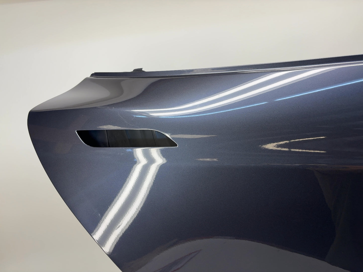 2015 Tesla Model S Rear Right Door Shell 6006566-E0-F