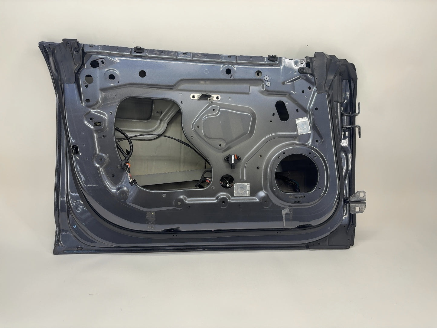 2015 Tesla Model S Front Left Door Shell 6006662-E0-E