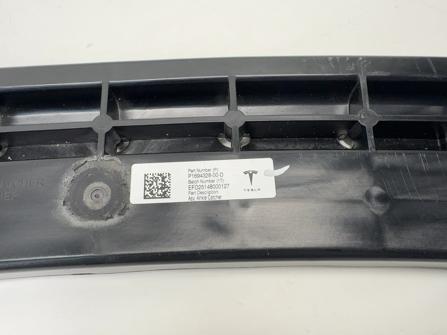 2024-2025 Tesla Model 3 Highland Front Ankle Catcher Note* 1694328-00-D