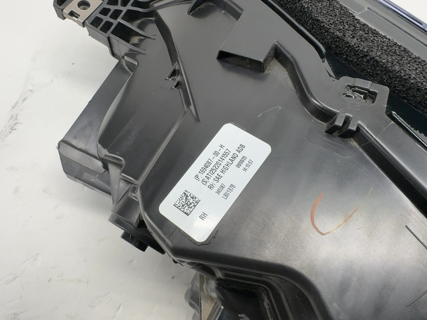 2025 Tesla Model 3 Highland Right Headlamp 1694087-00-H