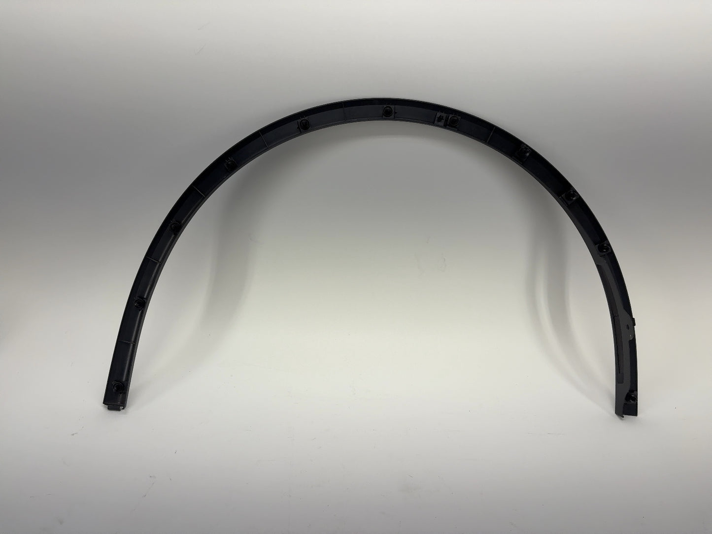 2026 Tesla Model Y Juniper Front Fender Garnish Left 1937597-00-C