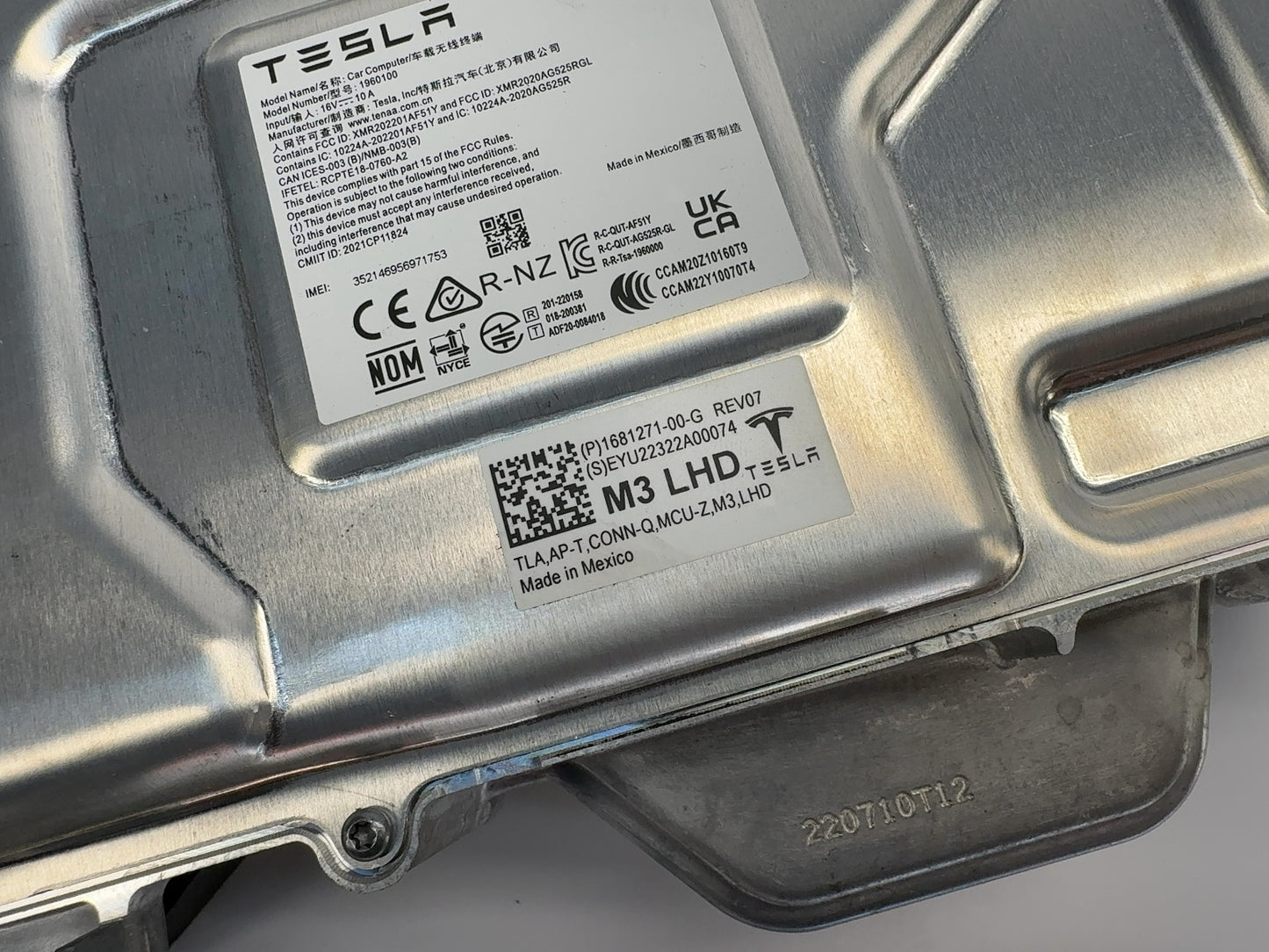 2022-2023 Tesla Model 3 Car Computer With Security Module 1681271-00-G