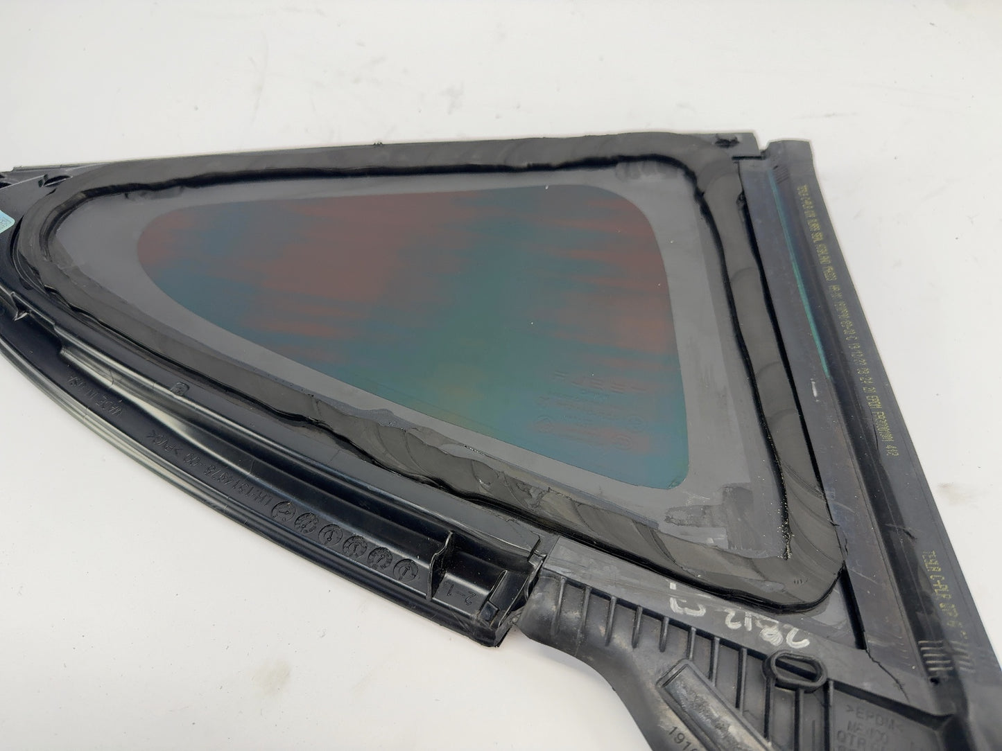 2024 Tesla Model 3 Highland Left Quarter Glass 1915483-01-C