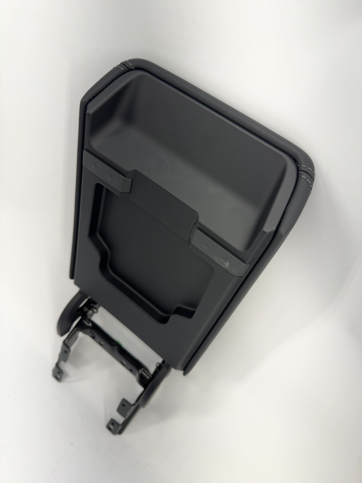 2025-2026 Tesla Model 3 Highland Center Console Armrest 1714422-24-G