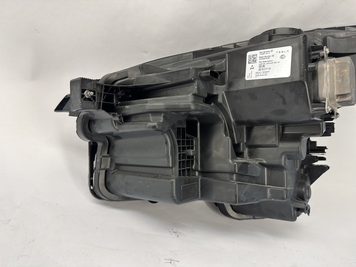 2026 Tesla Model Y Juniper Headlamp Right 1918348-00-E