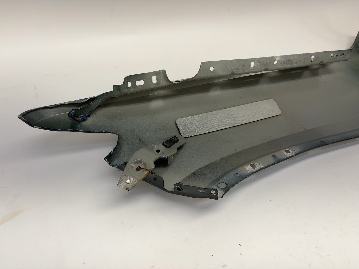 2023-2024 Rivian R1T Right Fender PT01013179-A