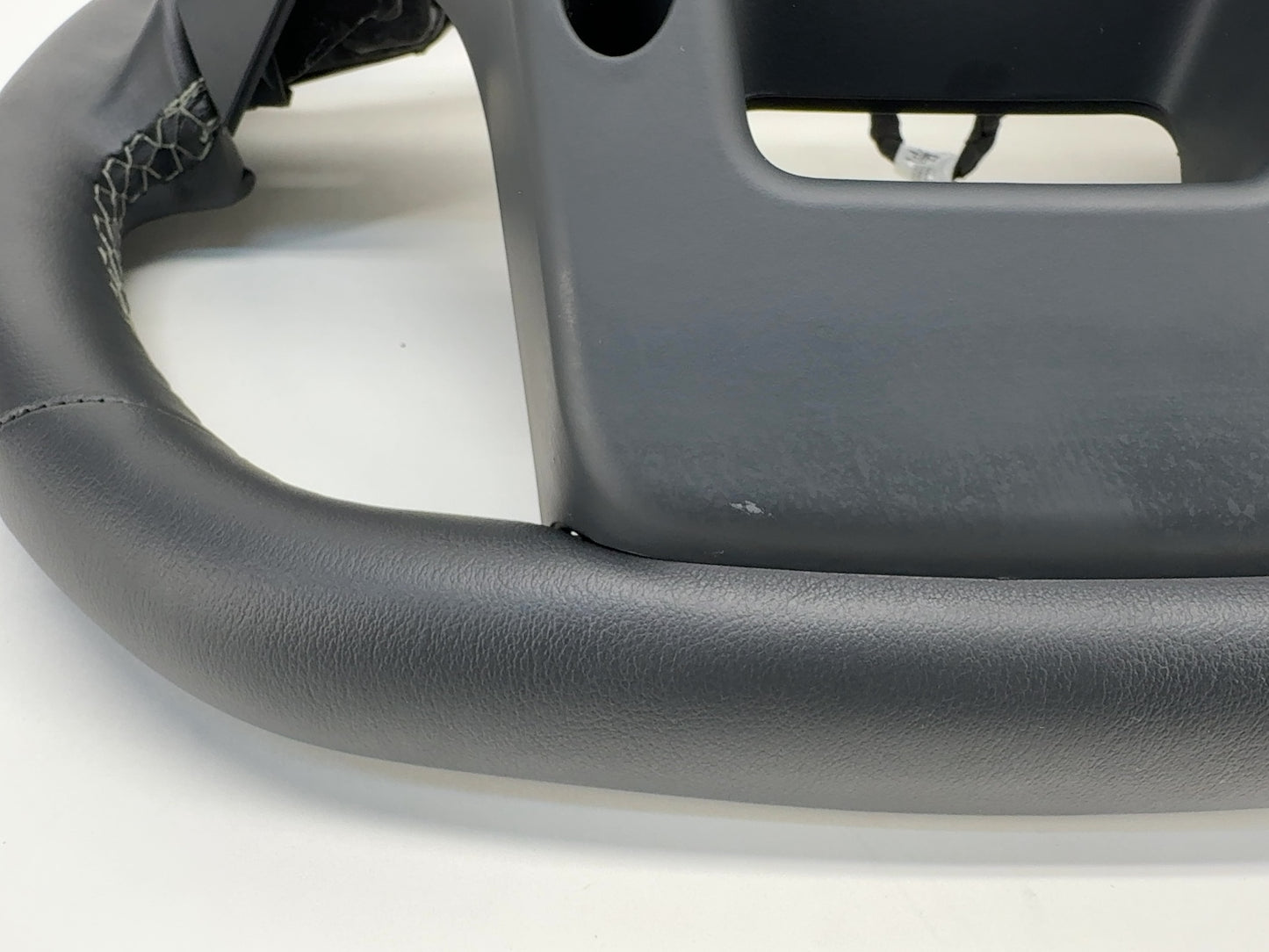 2023 Rivian R1T Steering Wheel Without Trim And Buttons PT00000910-M