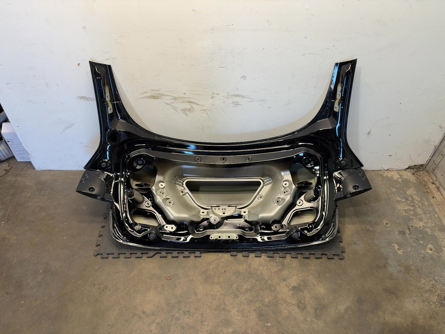 2024-2025 Tesla Model 3 Highland Trunk Lid Shell 1714928-E0-B