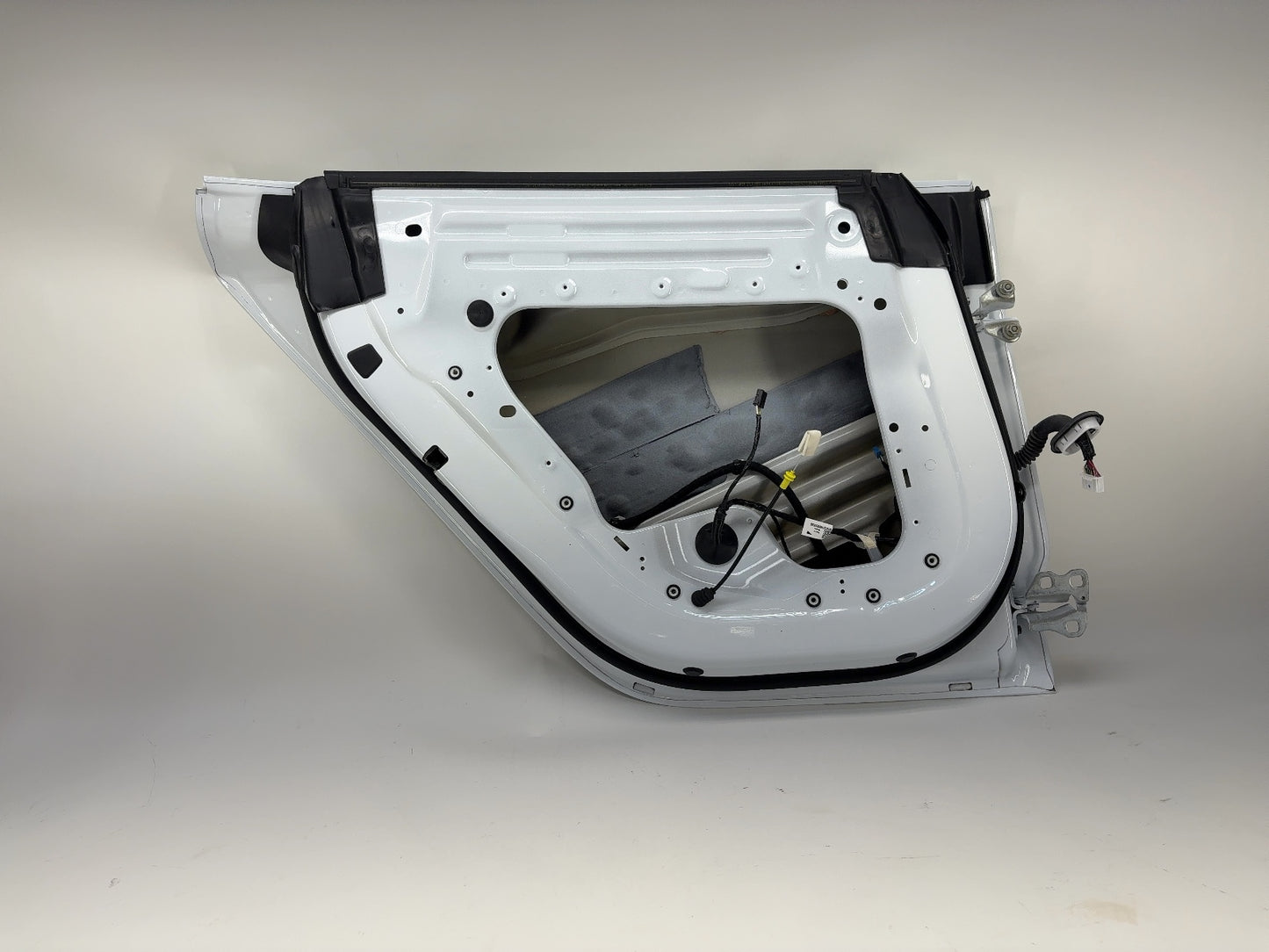 2021-2023 Tesla Model 3 Rear Left Door Shell 1081441-E0-C