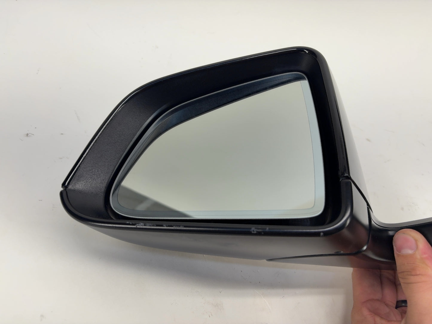2021-2023 Tesla Model Y Front Left Door Mirror Assembly 1594111-00-B