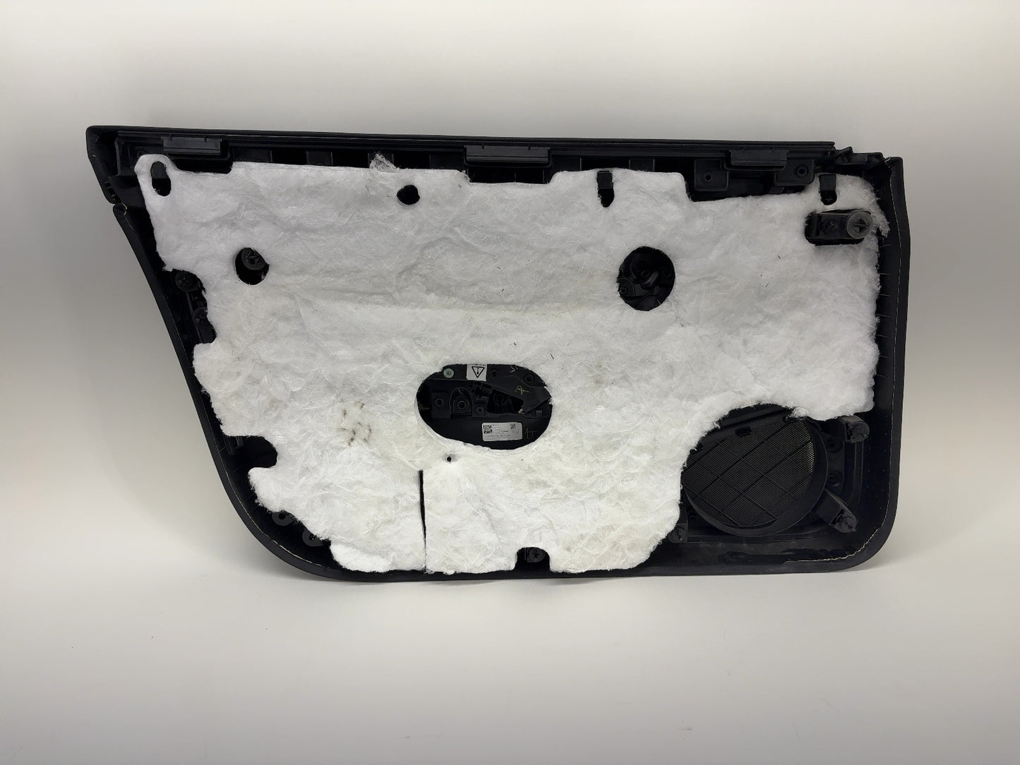 2018 Tesla Model 3 Front Right Door Panel 1090411-01-G