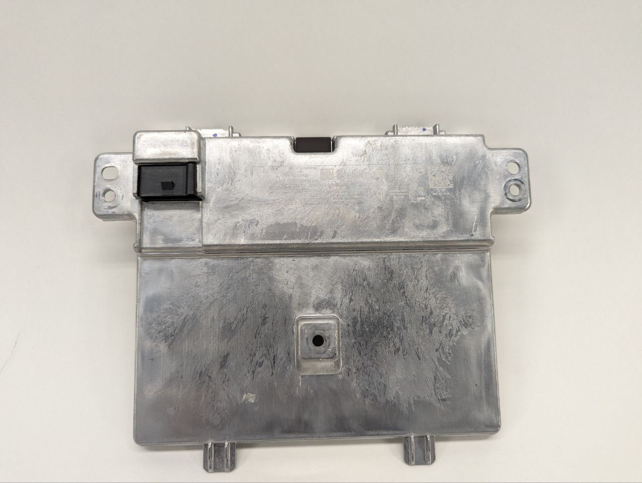2023-2025 Tesla Model Y Console 2.0 Inductive Charger Assembly 1755100-00-D