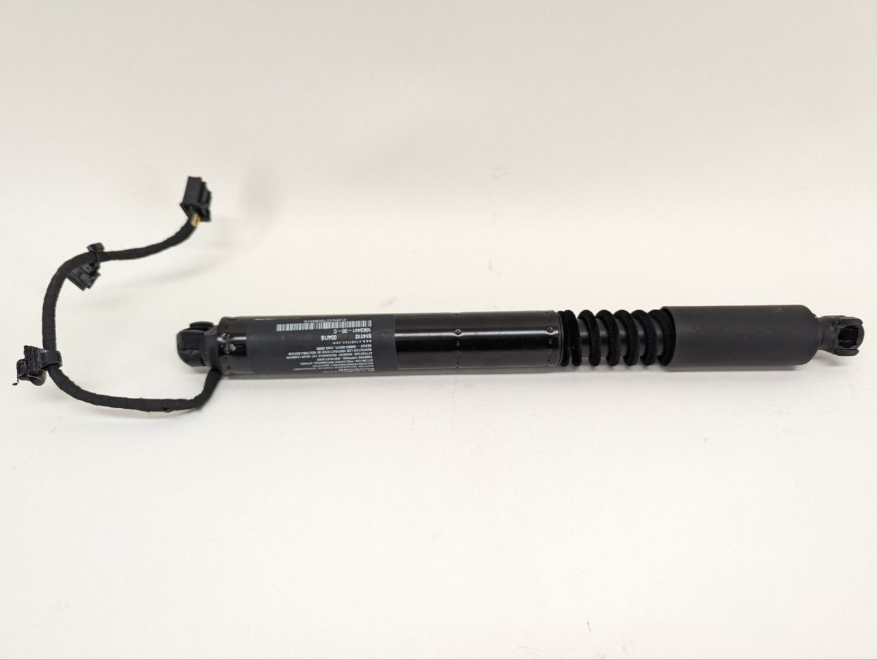 2018 Tesla Model X REAR DOOR EM STRUT - SECONDARY 1063441-00-C