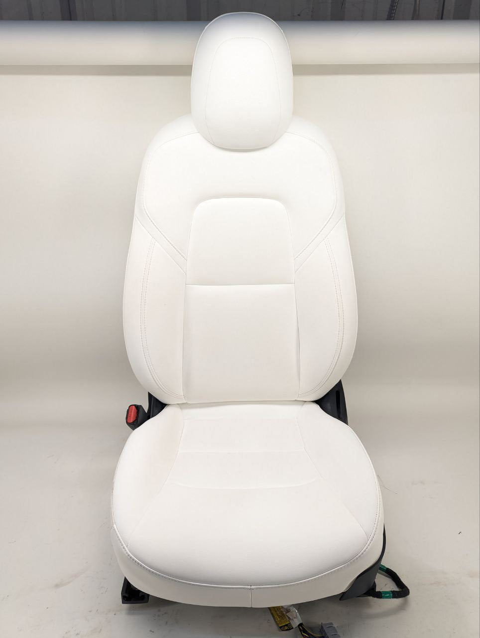 2021 Tesla Model Y Front Left Driver Seat Assembly White 7654322-02-C