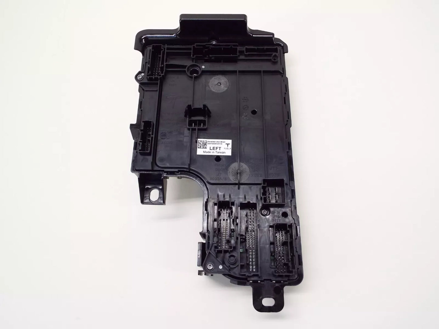 2021-2023 Tesla Model Y Left Controller VCLeft 1497847-02-D