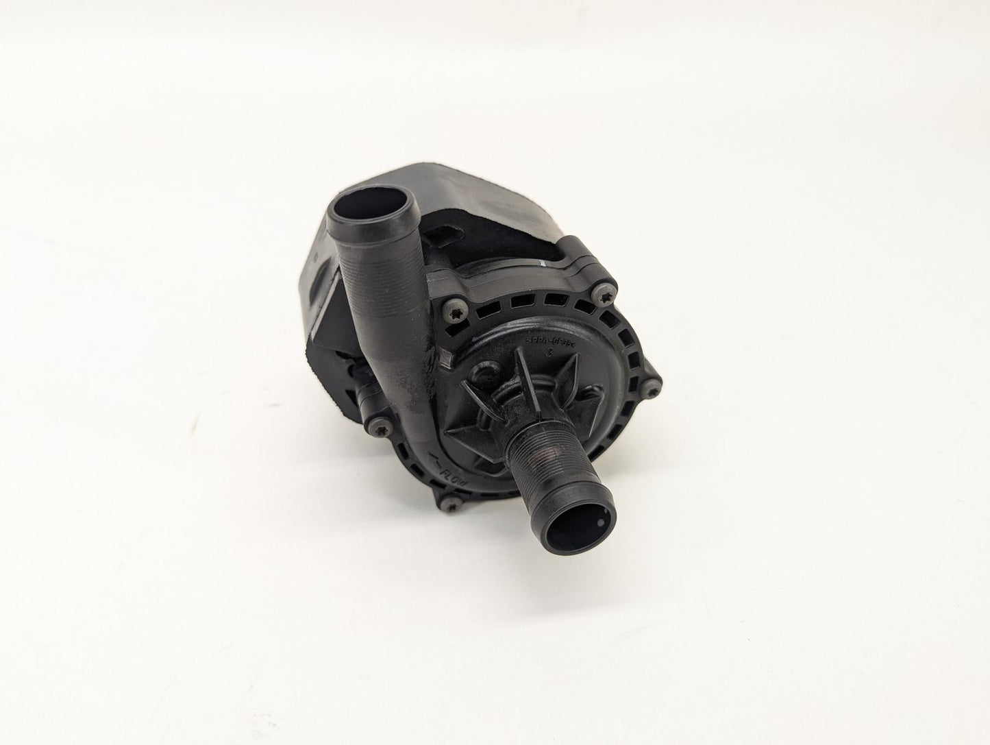 2018-2019 Tesla Model X Front Coolant Pump 1037327-00-G