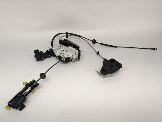 2018 Tesla Model X Front Right Door Latch Assembly 1112064-00-B