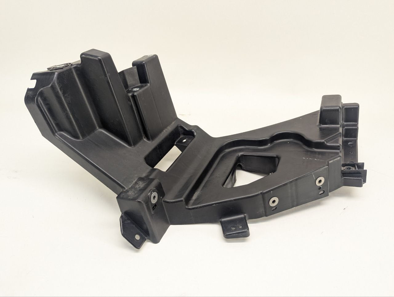 2018 Tesla Model X Headlamp Bracket Right 1043612-00-F