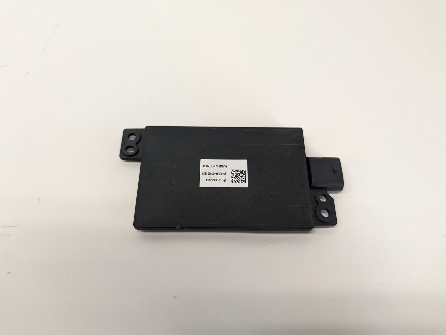 2024-2025 Tesla Model 3 Highland Bluetooth Low Energy End Point 1918368-00-A