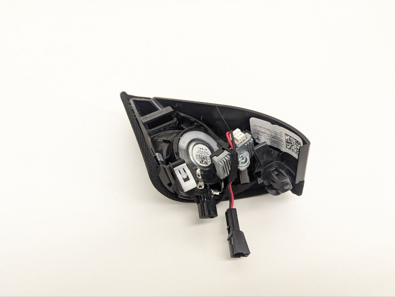 2024-2025 Tesla Model 3 Highland Door Trim Tweeter Front Right 1776479-29-C