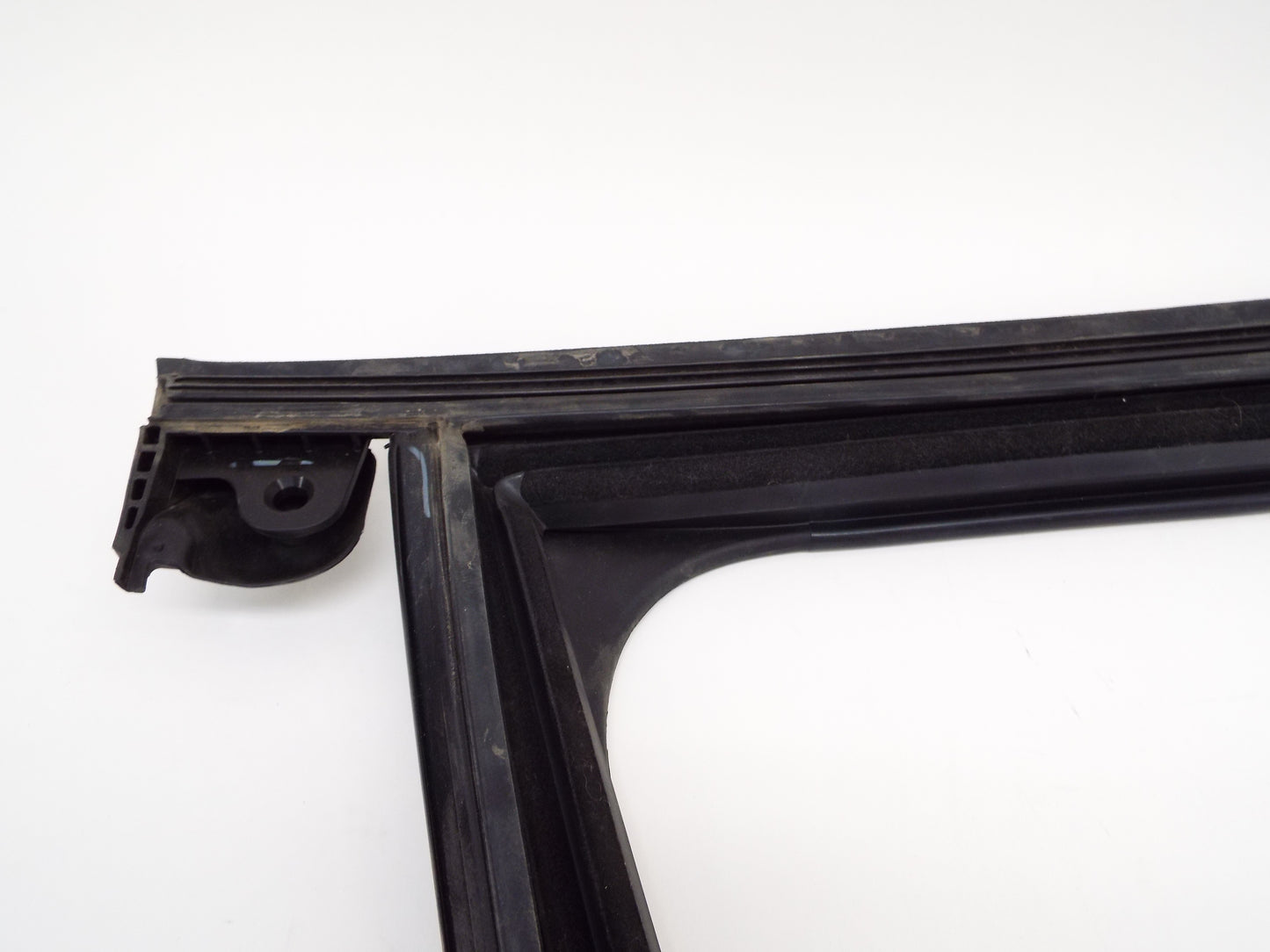 2023 Rivian R1T Front Right Door Window Gasket Seal PT00002210-M
