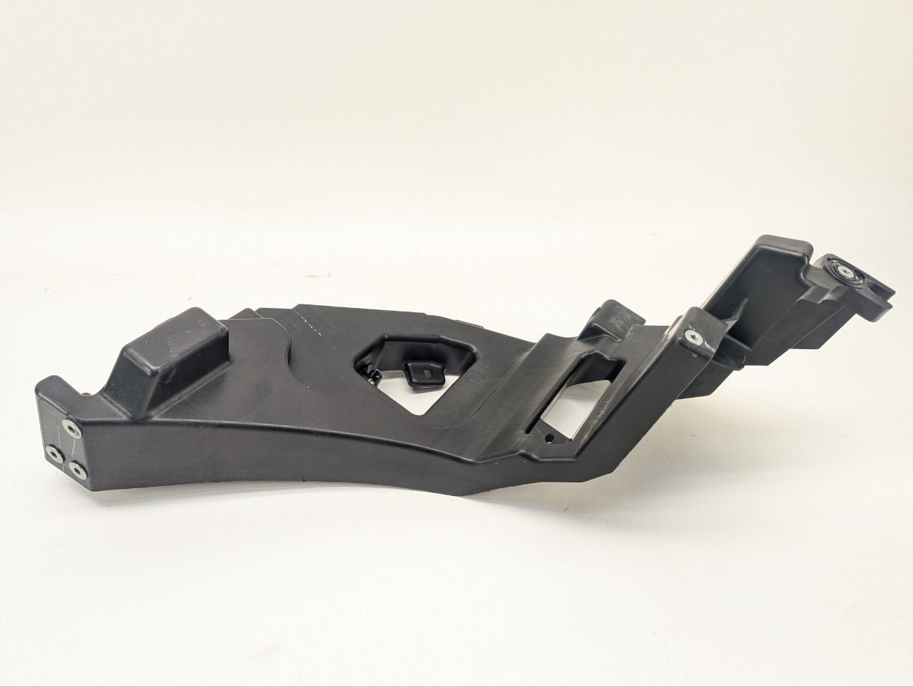 2018 Tesla Model X Headlamp Bracket Right 1043612-00-F