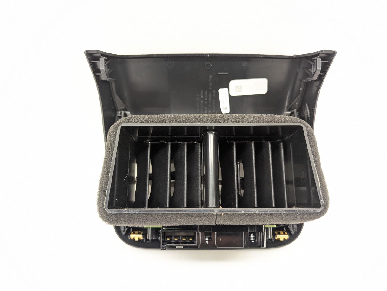 2023 Tesla Model Y Console 2.0 Rear Usb 1111072-00-E