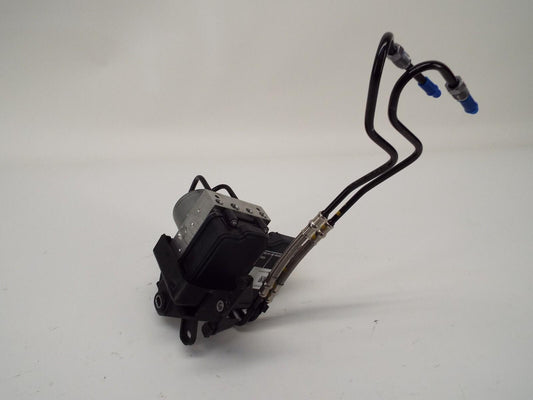 2023 Tesla Model Y ABS Pump 1044745-10-B