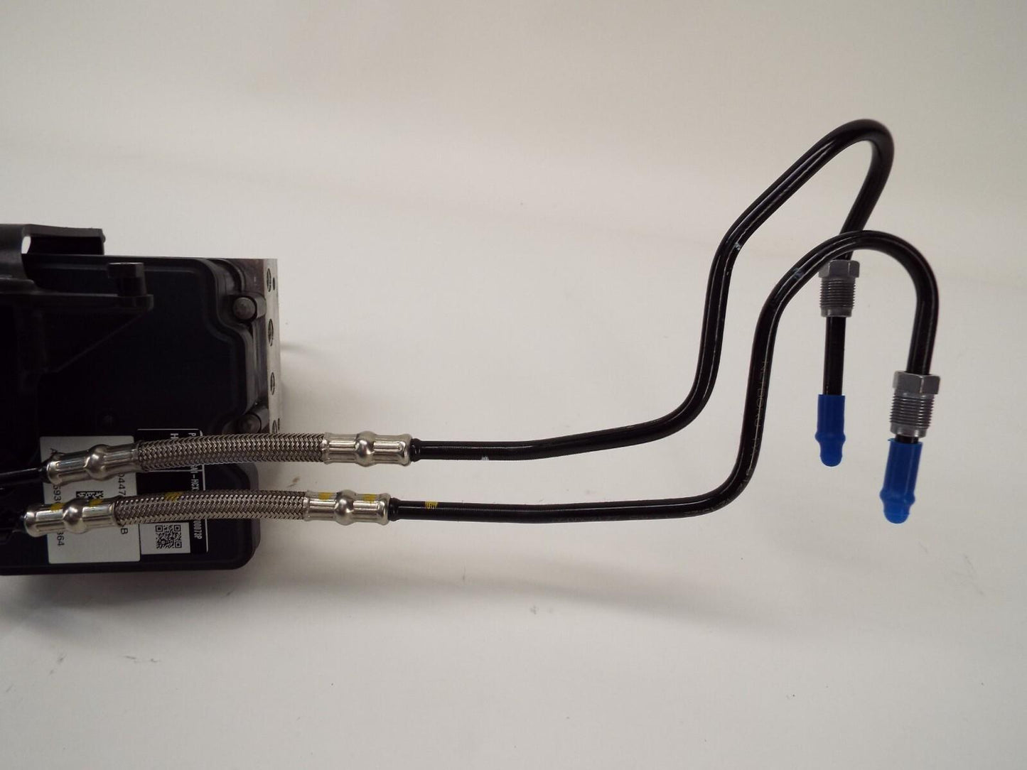 2023 Tesla Model Y ABS Pump 1044745-10-B