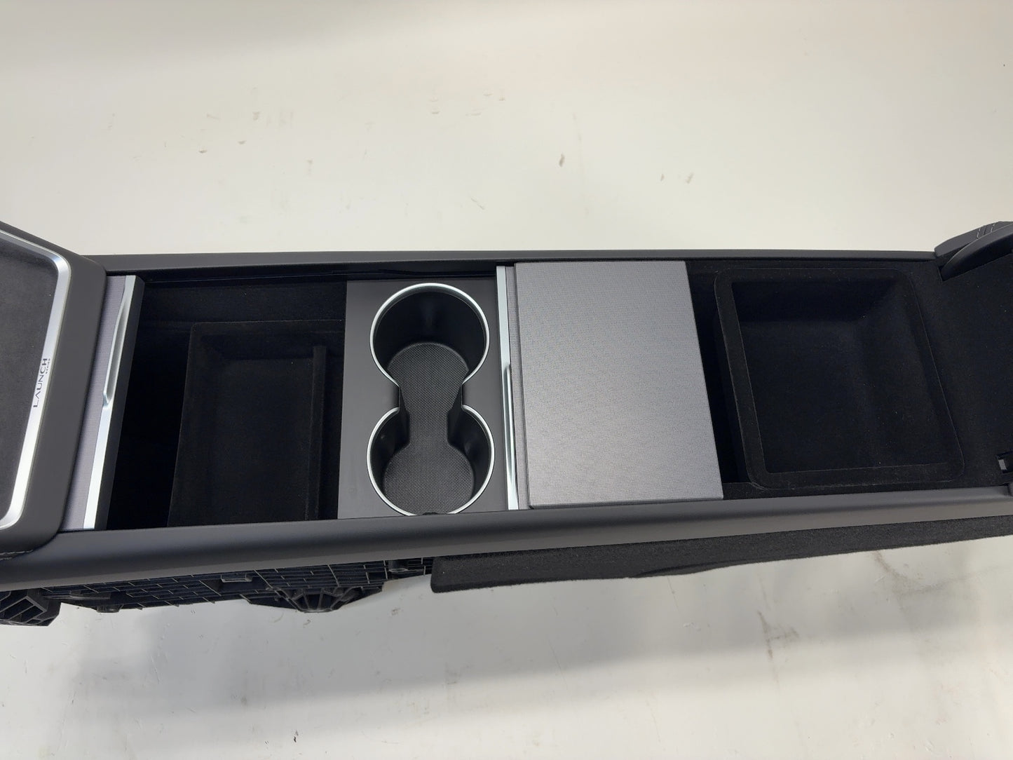 2026 Tesla Model Y Juniper Center Console 1938401-52-G