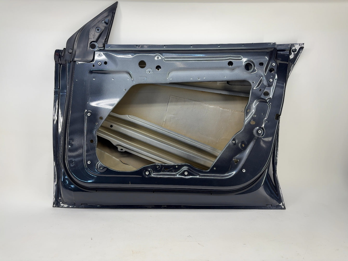2020-2025 Tesla Model Y Front Right Door Shell 1501462-E0-A