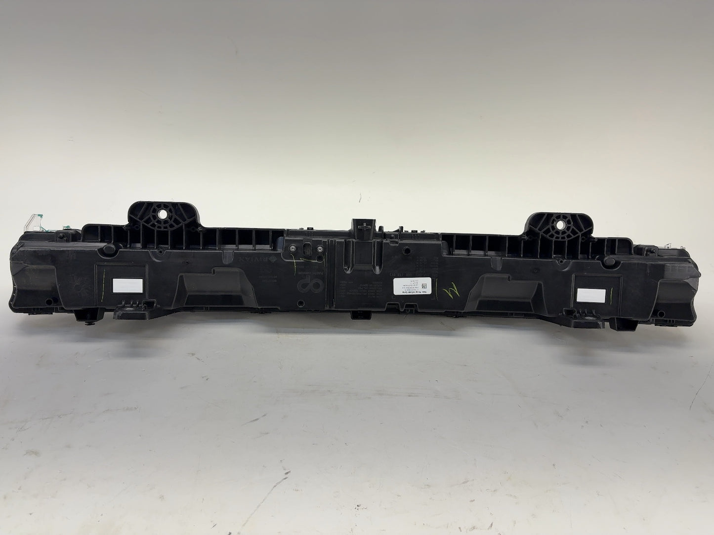 2025 Rivian R1S R1T Center Headlamp PT00252562-D