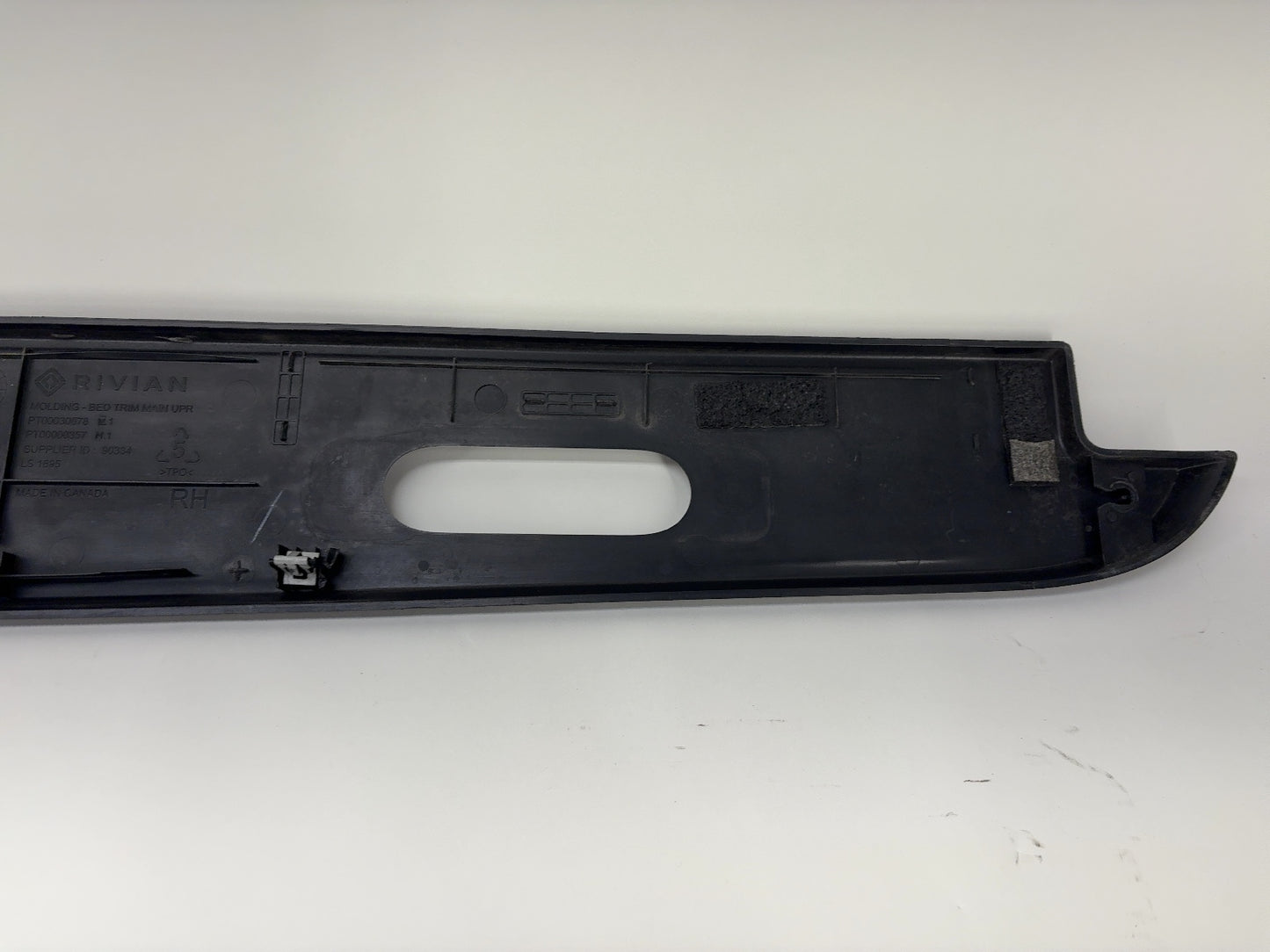 2022 Rivian R1T Bed Upper Trim Right PT00000357-M